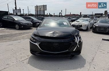 Mazda 3  2024