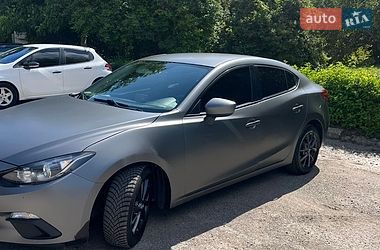 Седан Mazda 3 2016 в Ивано-Франковске