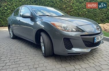 Седан Mazda 3 2012 в Луцьку