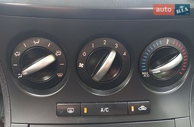 Седан Mazda 3 2012 в Луцьку