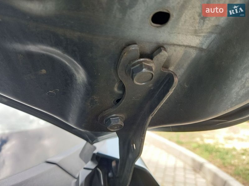Седан Mazda 3 2012 в Луцьку