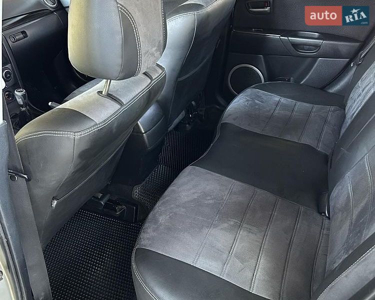 Седан Mazda 3 2008 в Мукачево