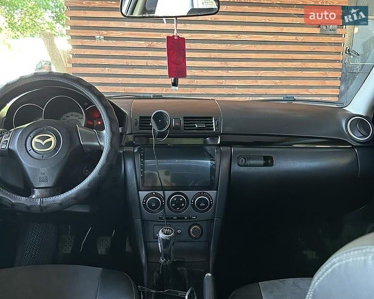 Седан Mazda 3 2008 в Мукачево