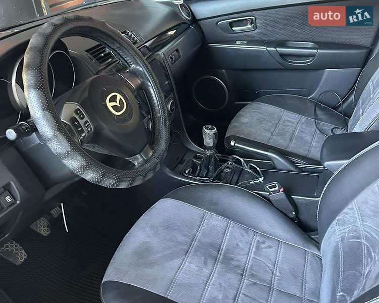 Седан Mazda 3 2008 в Мукачево