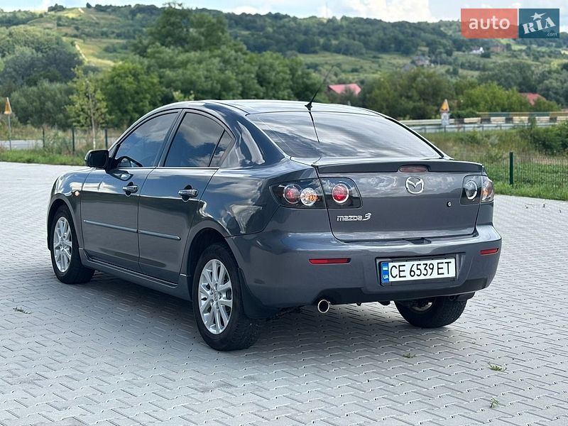 Седан Mazda 3 2008 в Чернівцях