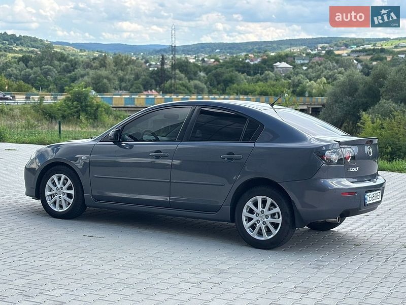 Седан Mazda 3 2008 в Чернівцях