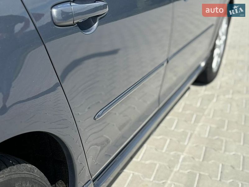 Седан Mazda 3 2008 в Чернівцях