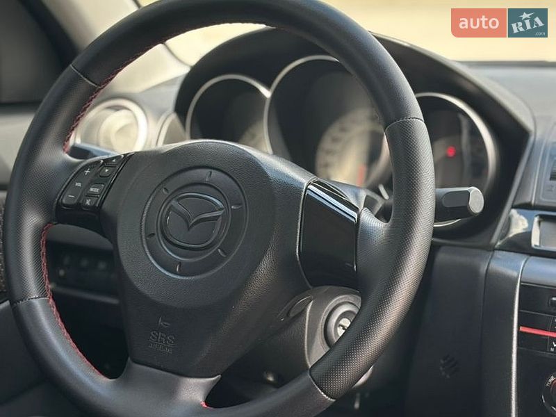 Седан Mazda 3 2008 в Чернівцях