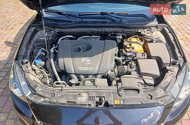 Седан Mazda 3 2016 в Черкассах