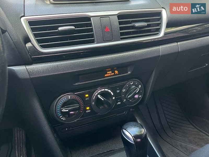 Седан Mazda 3 2013 в Козятині