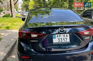 Седан Mazda 3 2015 в Івано-Франківську