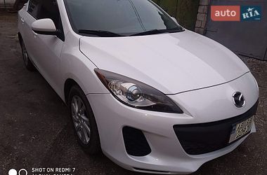 Mazda 3  2012