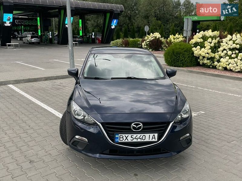 Седан Mazda 3 2016 в Хмельницком фото Седан Mazda 3 2016 в Хмельницком