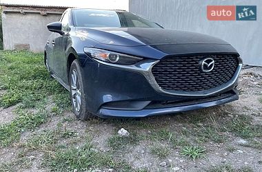 Mazda 3  2021