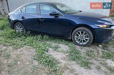 Седан Mazda 3 2021 в Волочиске