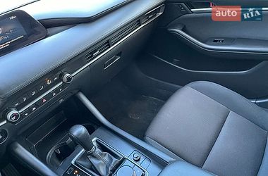 Седан Mazda 3 2021 в Волочиске