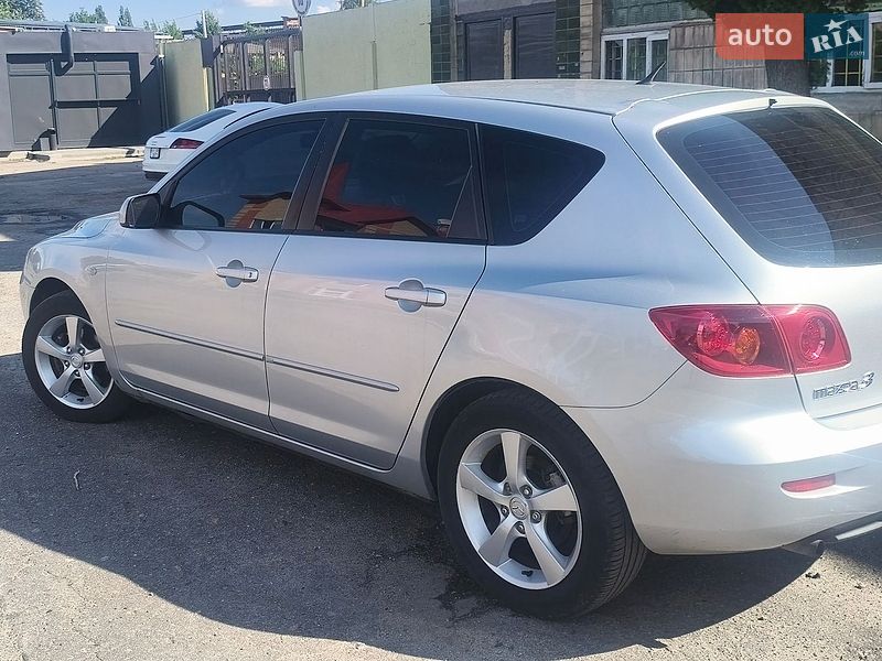 Хетчбек Mazda 3 2004 в Лубнах