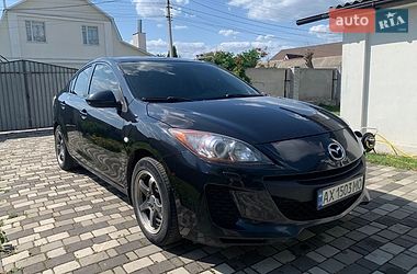 Mazda 3  2012