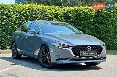 Седан Mazda 3 2024 в Киеве фото Седан Mazda 3 2024 в Киеве