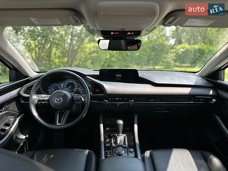 Седан Mazda 3 2024 в Киеве фото 42 Седан Mazda 3 2024 в Киеве