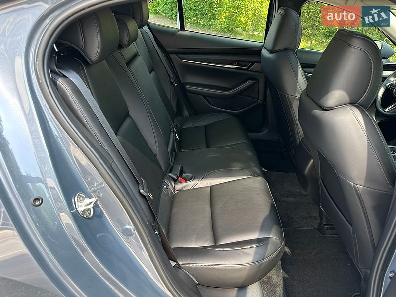 Седан Mazda 3 2024 в Киеве фото 46 Седан Mazda 3 2024 в Киеве