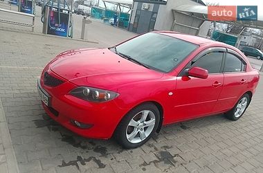 Седан Mazda 3 2005 в Новоукраинке