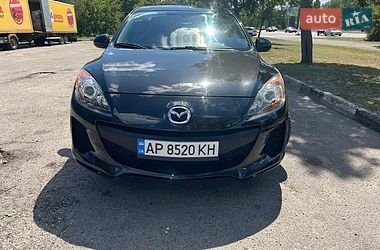Mazda 3  2011