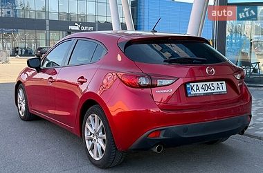 Хэтчбек Mazda 3 2016 в Киеве