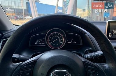 Хэтчбек Mazda 3 2016 в Киеве