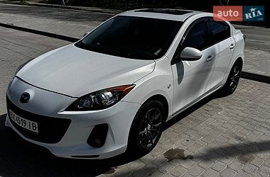 Mazda 3  2013