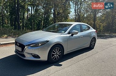 Mazda 3  2017
