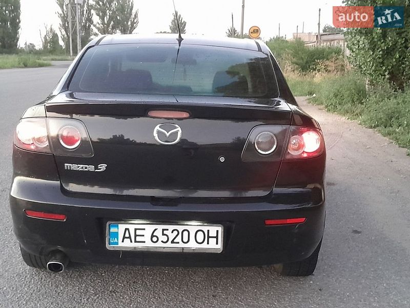 Седан Mazda 3 2008 в Новому Бузі