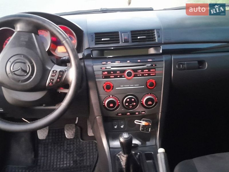 Седан Mazda 3 2008 в Новому Бузі