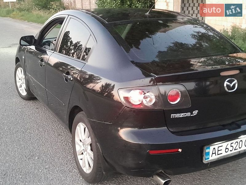 Седан Mazda 3 2008 в Новому Бузі