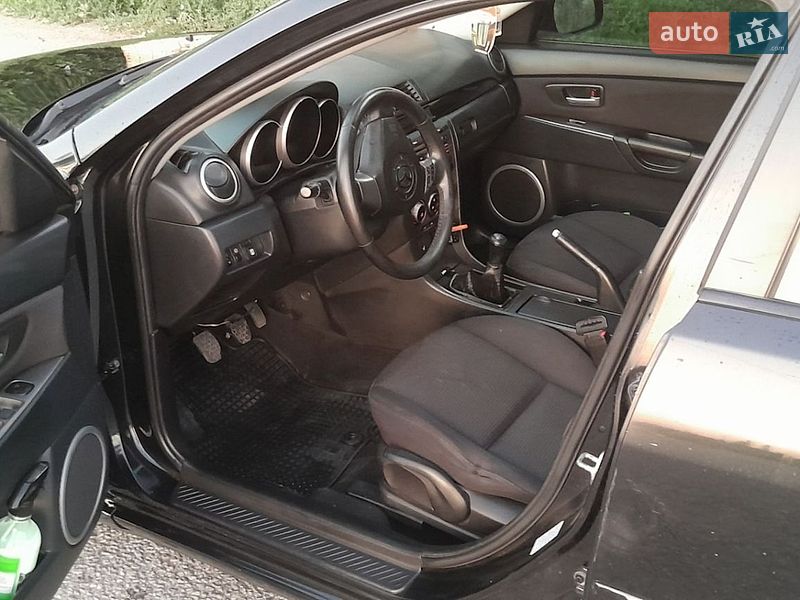 Седан Mazda 3 2008 в Новому Бузі