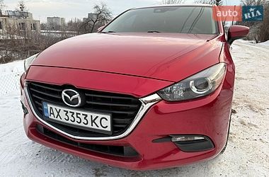 Mazda 3  2018