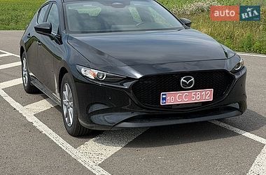 Mazda 3  2025