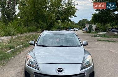 Mazda 3  2013