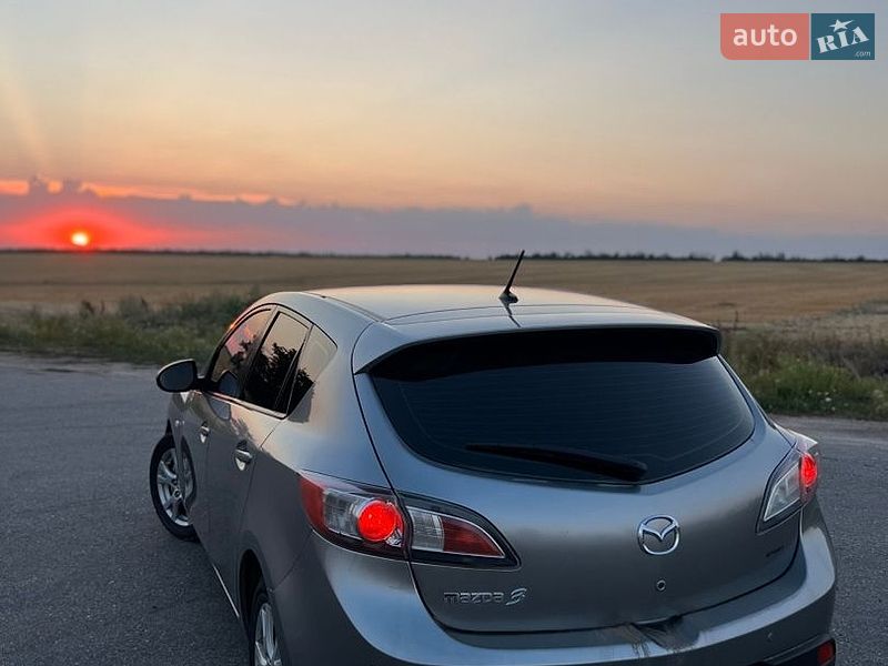 Хетчбек Mazda 3 2009 в Бобринці фото 4 Хетчбек Mazda 3 2009 в Бобринці
