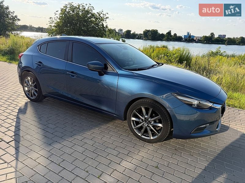 Хэтчбек Mazda 3 2018 в Ровно Хэтчбек Mazda 3 2018 в Ровно