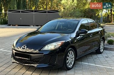 Хэтчбек Mazda 3 2013 в Ровно