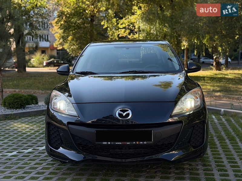 Хэтчбек Mazda 3 2013 в Ровно