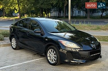Хэтчбек Mazda 3 2013 в Ровно