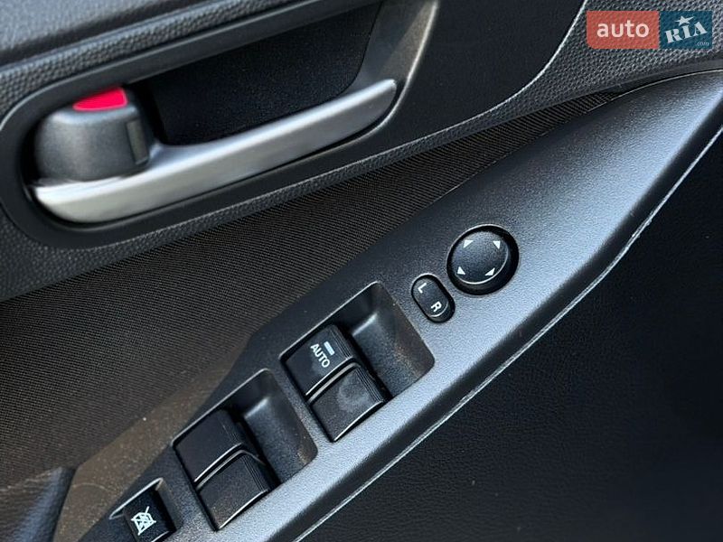 Хэтчбек Mazda 3 2013 в Ровно