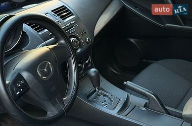 Хэтчбек Mazda 3 2013 в Ровно