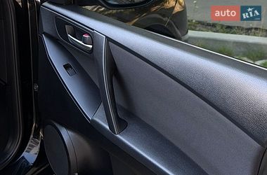 Хэтчбек Mazda 3 2013 в Ровно