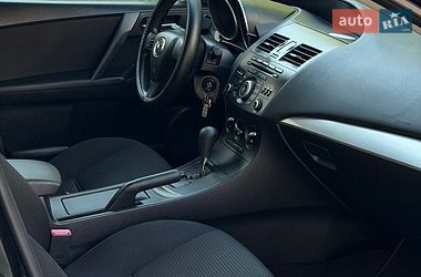 Хэтчбек Mazda 3 2013 в Ровно