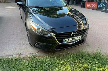 Mazda 3  2018