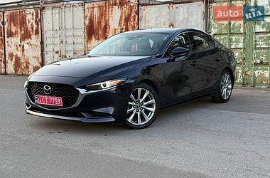 Mazda 3  2019