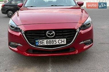 Седан Mazda 3 2015 в Николаеве Седан Mazda 3 2015 в Николаеве